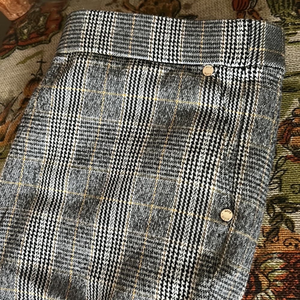 Anne Klein Stretchy Slim cut pants